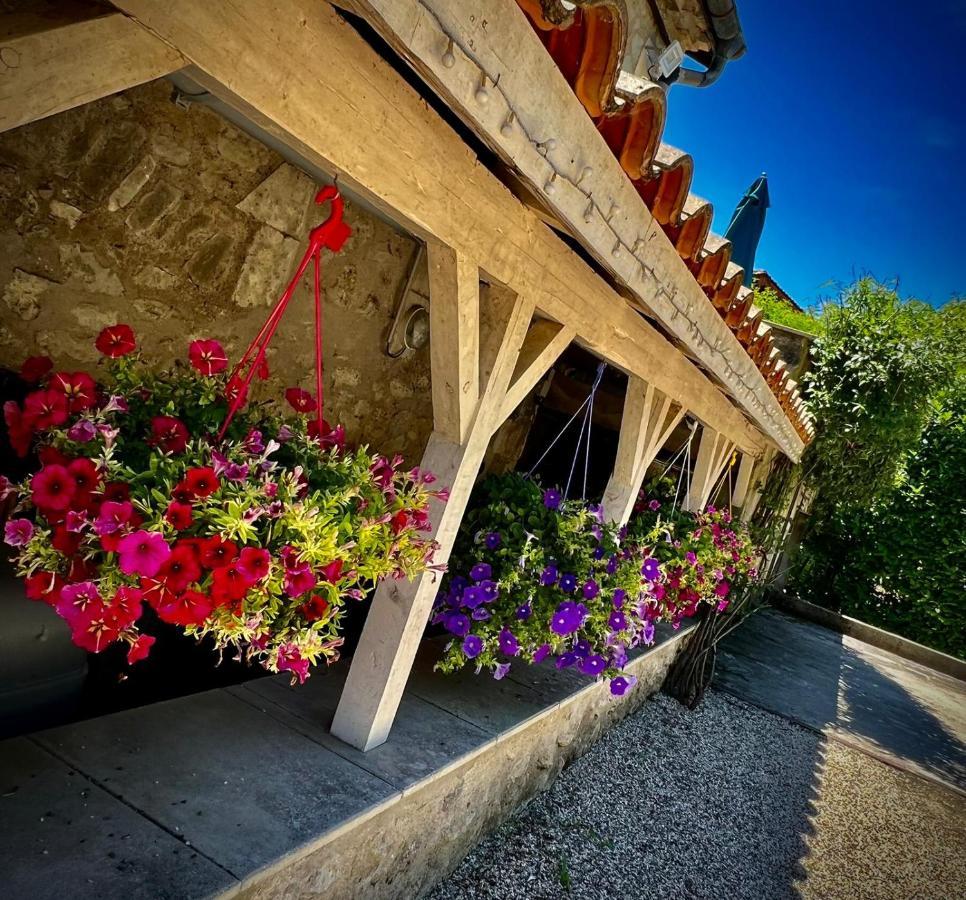 Domaine Des Deux Rivieres Bed & Breakfast Meilhan-sur-Garonne Ngoại thất bức ảnh